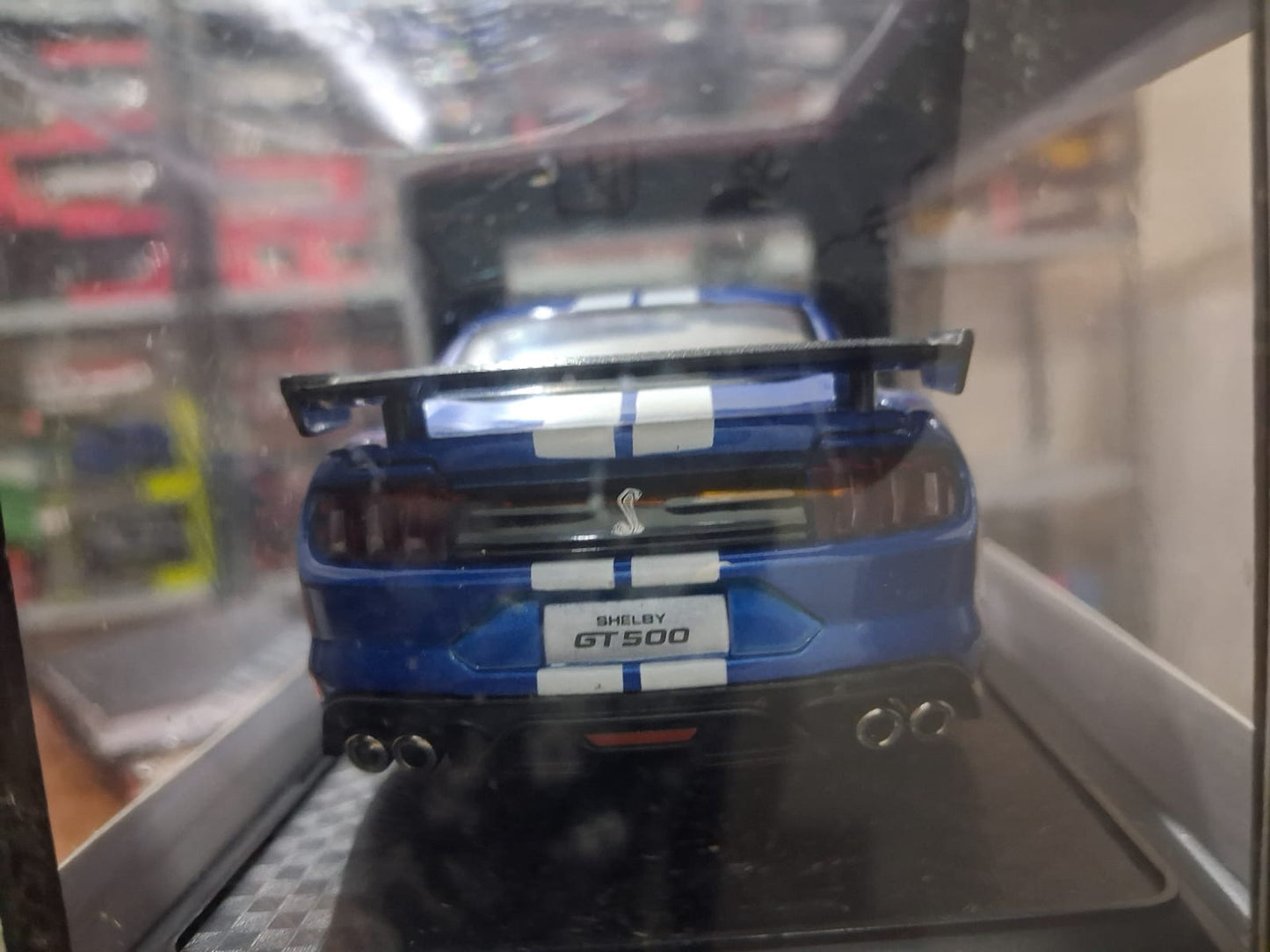 1:32 Scale GT500 Shelby Die-Cast Car – Pullback Action & Opening Doors
